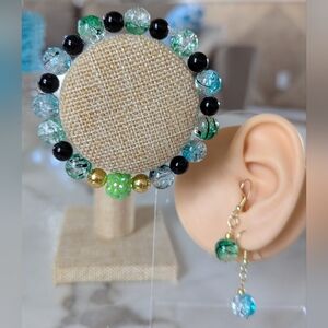 Elegant Green and Black Beaded Earrings